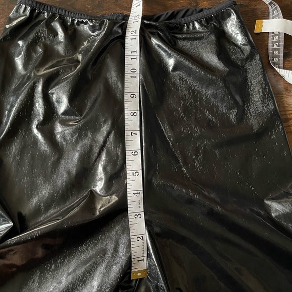 Aritzia Wilfred free black liquid latex shiny faux leather leggings size Medium - Picture 10 of 10